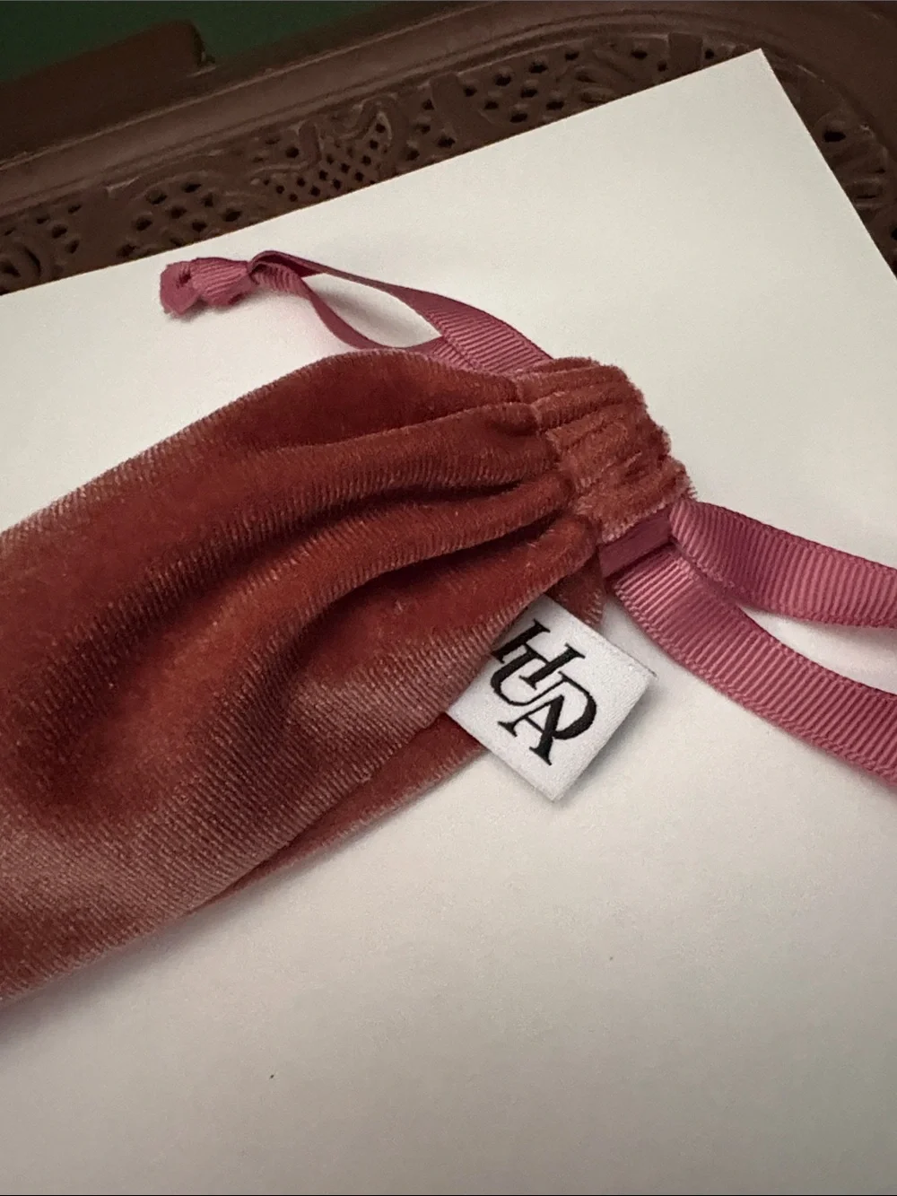 HUDA BEAUTY Pink Rimless Shield Sunglasses with Velvet Pouch